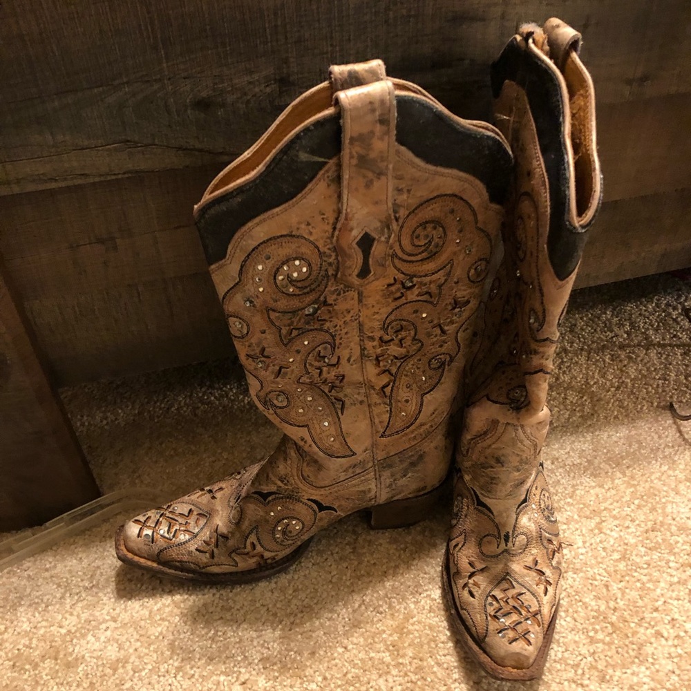 Women’s boots